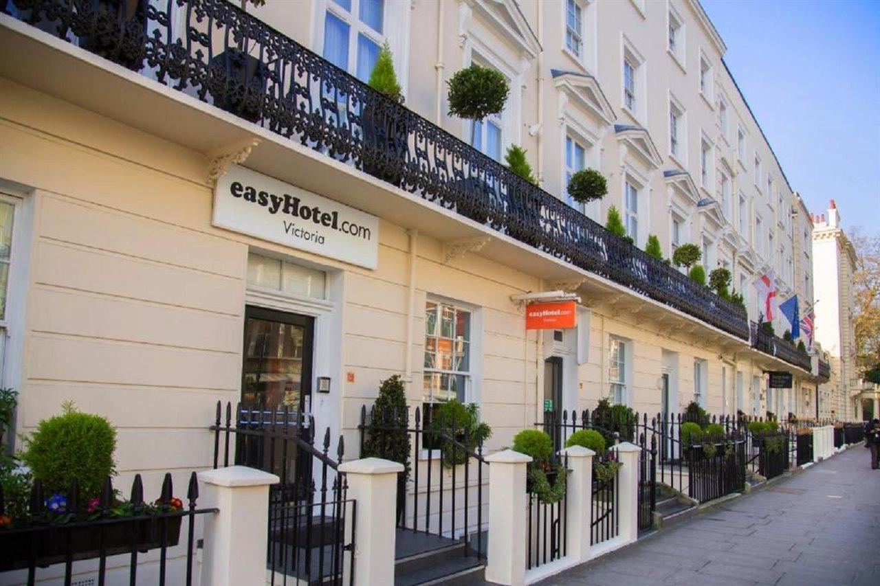 Easyhotel Victoria Londra Esterno foto